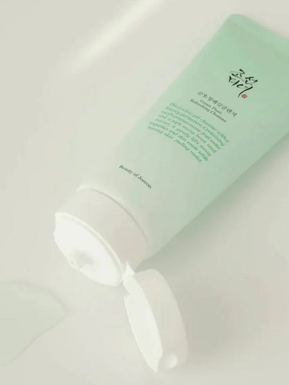 Green Plum Refreshing Cleanser